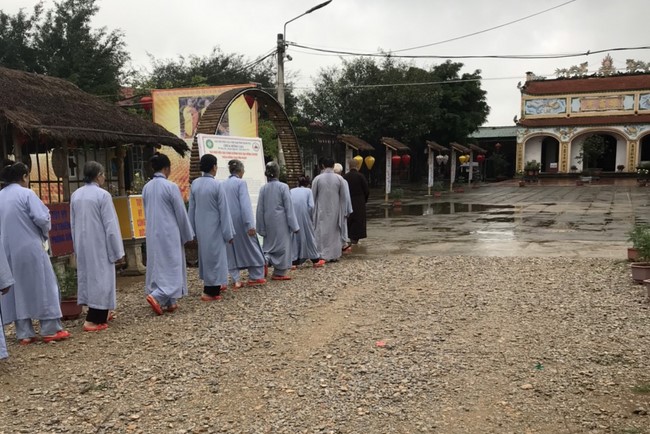 The 12th retreat “Practice as the Buddha's Teachings” at Dong Cao Pagoda
